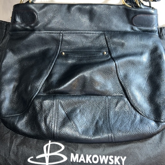 B. Makowsky Black Leather Gold Accent Shoulder bag - Picture 4 of 7